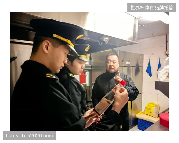 各队后勤团队竞赛已提前打响，科学调整生物钟成为赢球关键变量